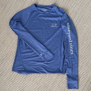 Vineyard Vines Navy Performance Tee (ladies M)
